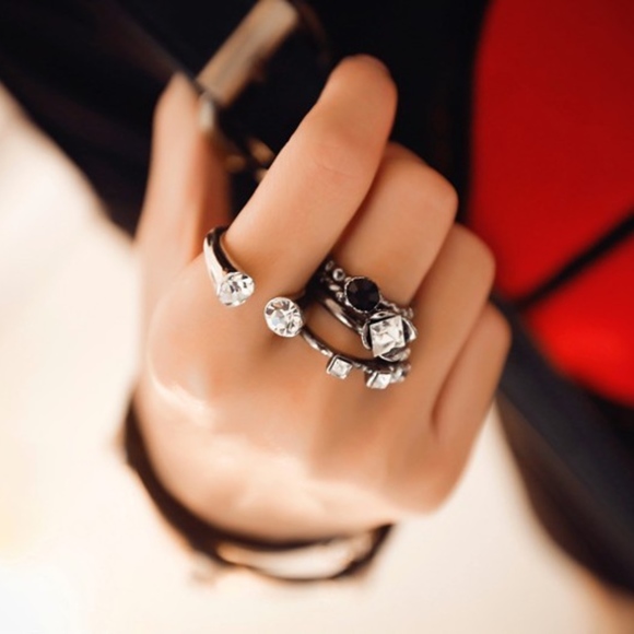 Gunmetal Crystal Midi Stacked Antique Silver Rings - Picture 2 of 8